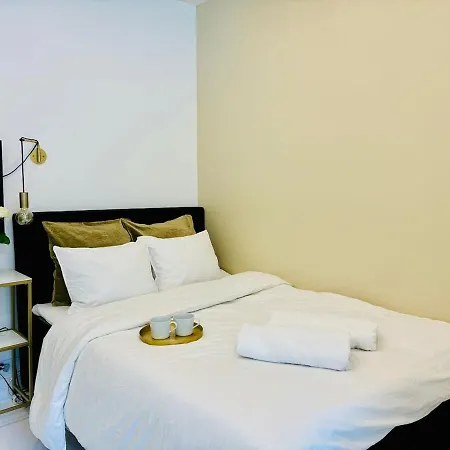 Fully Equipped In Alppila Apartment